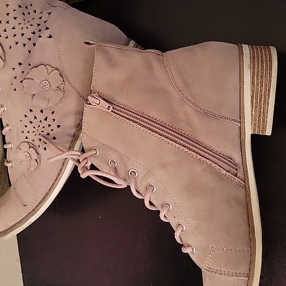 Graceland lace up boots - Picture 5 of 7